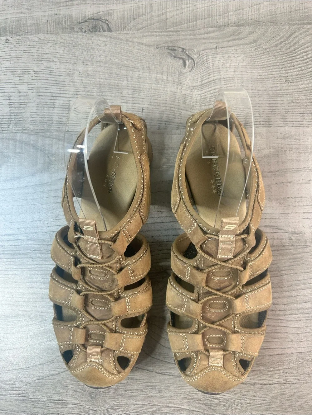 Skechers Tan Suede Closed-Toe Outdoor Fisherman Sandals Women’s Size 9